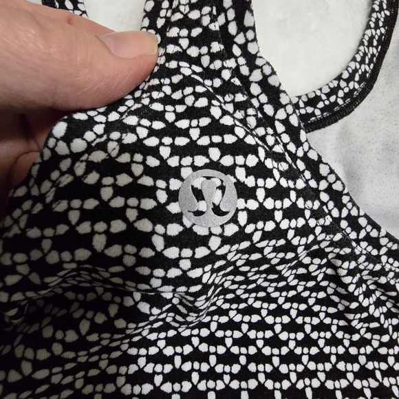 Lululemon Racerback Tank Small - Picture 4 of 4